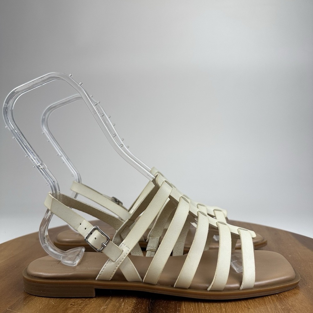 New Womens Nordstrom Rack Hugo Ivory Faux Leather Gladiator Sandals Size 8.5 M